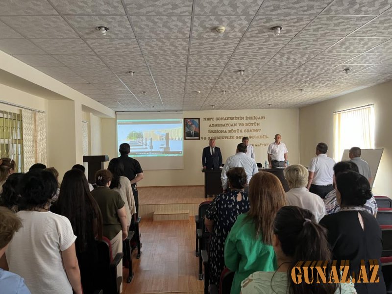 Heydər Əliyevin Azərbaycanda hakimiyyətə gəlişinin 54-cü ildönümü qeyd edildi Heydər Əliyevin Azərbaycanda hakimiyyətə gəlişinin 54-cü ildönümü qeyd edildi
