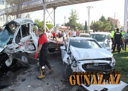 Ermənistanda ağır qəza: 11 ölü, 6 yaralı