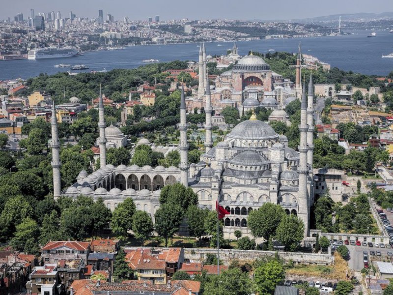 İstanbulla bağlı ŞOK XƏBƏRDARLIQ- 61 günlük...
