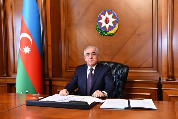 Əli Əsədov qərar imzaladı