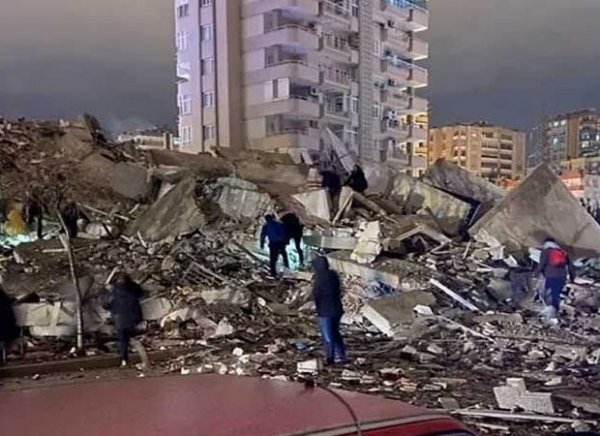 Rusiyada güclü zəlzələ oldu