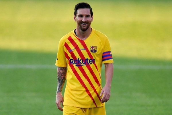 Messi 11 milyona villa aldı
