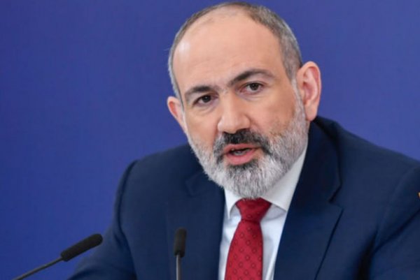 Paşinyan Rusiya silahlarından imtina etdi