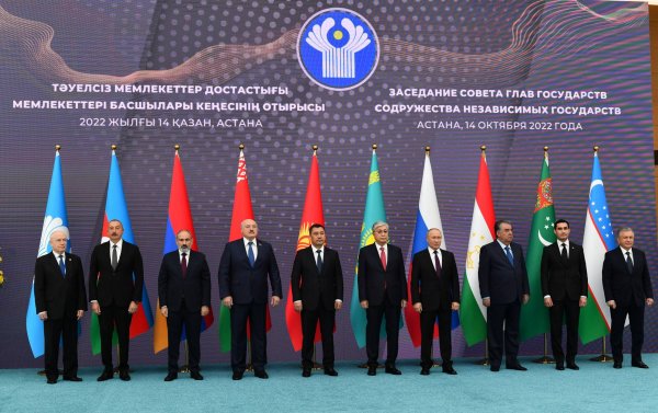 Prezident MDB Dövlət Başçıları Şurasının iclasında