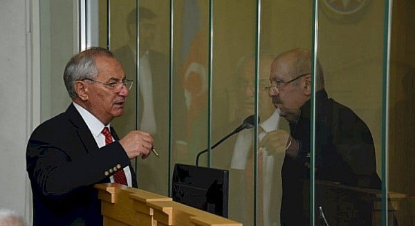 Vəkili Xaçatryandan buna görə imtina edib