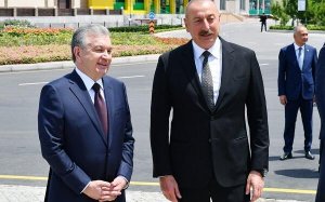 Konqres zalına ilk olaraq İlham Əliyev daxil oldu