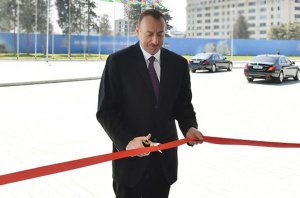 Prezident Günəş Elektrik Stansiyasının açılışında iştirak edib
