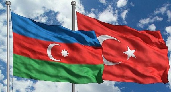 Azərbaycanla Türkiyə arasında sənədlər imzalanıb