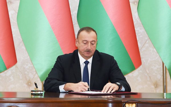 Prezident bu şəxsi vəzifəsindən azad etdi