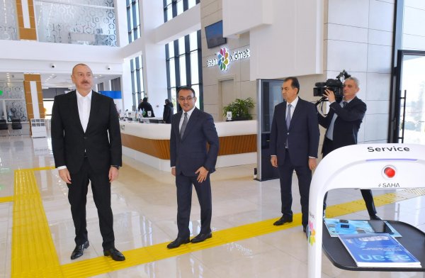 Prezident "Asan Xidmət" mərkəzinin açılışını edib