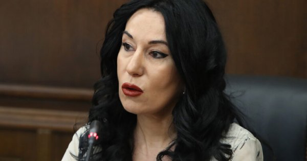 “Nikolun bu təklifinin müəllifi Əliyevdir” - Zöhrabyan