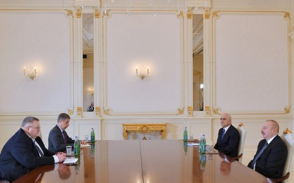 İlham Əliyev Aleksey Overçuku qəbul edib
