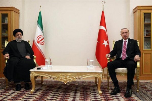 Rəisi və Ərdoğan arasında görüş keçirildi