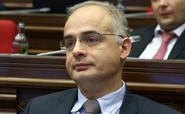 "Günah məndə idi, Nikolu geri qaytardım" - Zurabyan