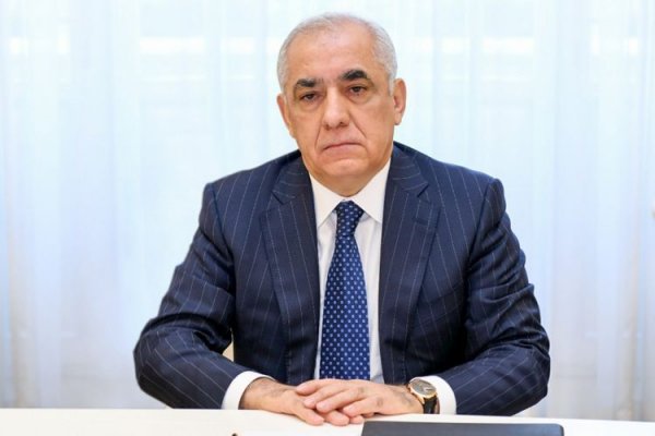 Əsədov Kobaxidzeni təbrik etdi