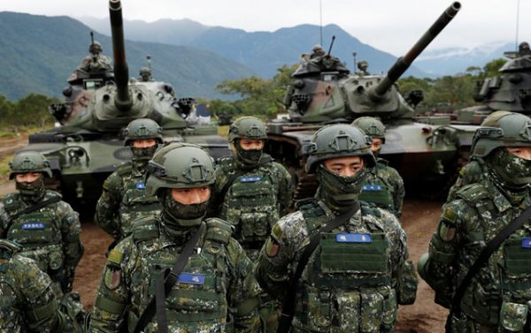 Çin ordusu Tayvan yaxınlığında hərbi təlimlərə başladı