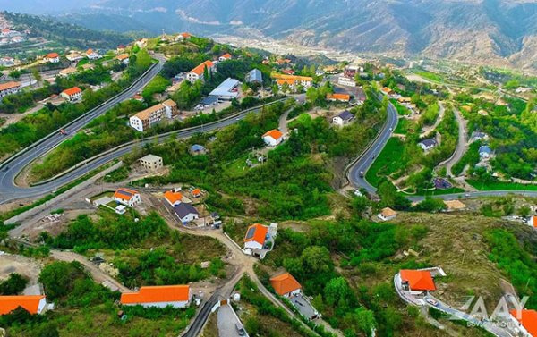Daha 20 ailə Laçına yola salındı