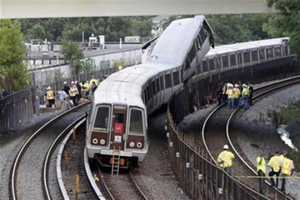 Rusiyada iki tramvay toqquşdu: 102 yaralı var