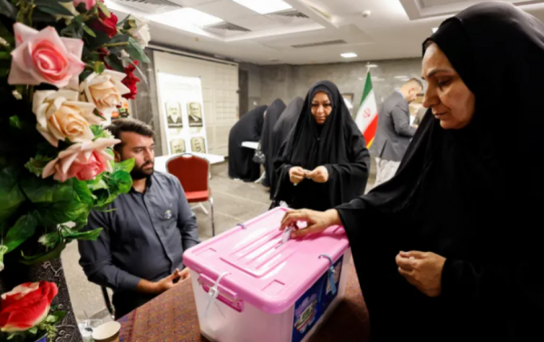 Bu gün İranda prezident seçkilərinin ikinci turudur
