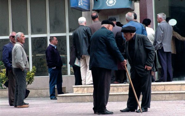 Bütün pensiyalar bu tarixdə ödəniləcək