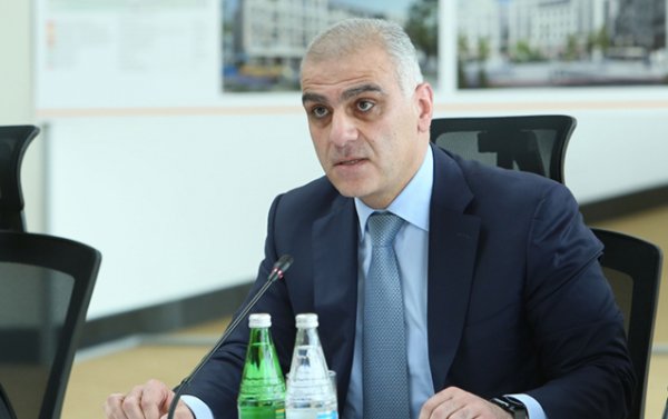 “Taksilərin sayı 35 minə enib, keyfiyyət yüksəlib”