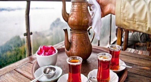 Çay dəmləyəndə hər kəsin etdiyi səhv