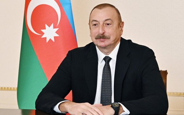 MOK da Olimpiya medalçılarını mükafatlandırdı