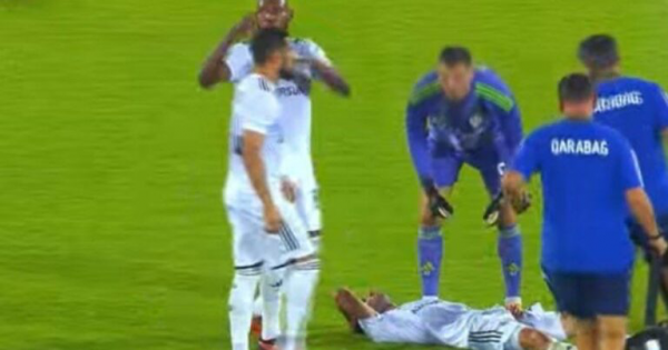 "Qarabağ"da 2 itki birdən