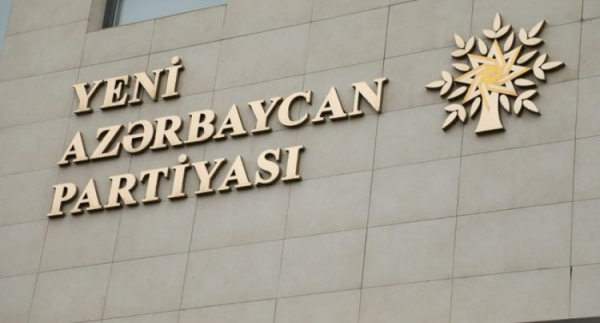 YAP deputatlarına qadağa qoydu