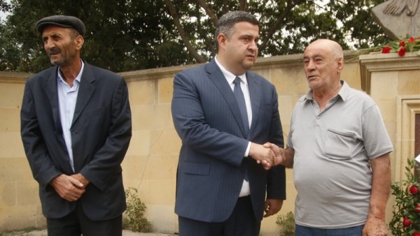 "Şamaxıda millət vəkili olmağın yeni nümunəsini yaradacağıq" - Rauf Qurbanov