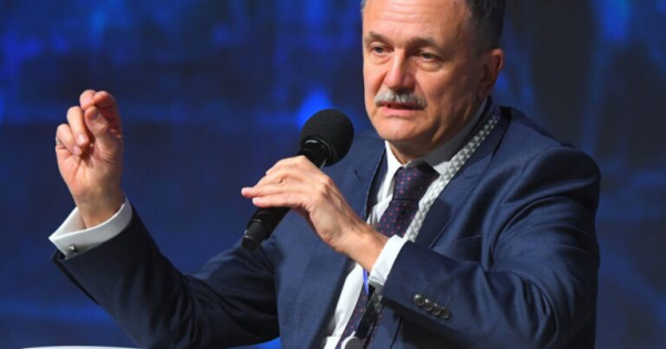 Rusiya gömrüyünün rəhbər şəxslərindən biri işdən azad edildi