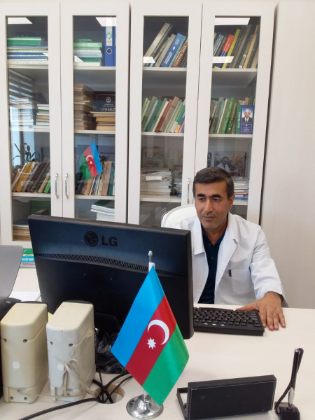 Alimlər gələcəyimizin nur mənbələridir...