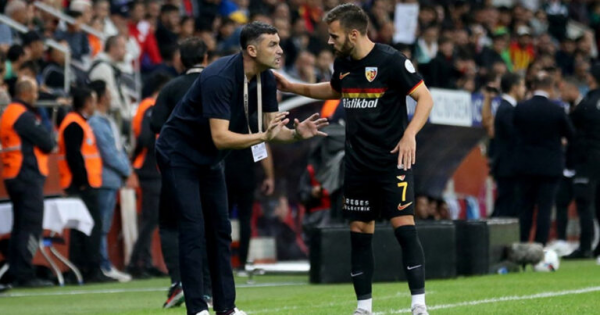 Burak Yılmaz istefa verdi