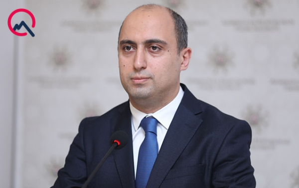 Nazir müəllimləri təbrik etdi