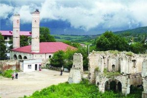 Bir qrup beynəlxalq səyyah Şuşaya gəldi