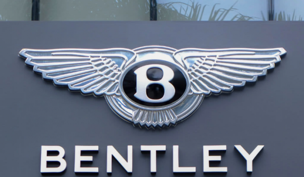 "Bentley" brendinin ilk elektrikli avtomobili 2026-da gəlir