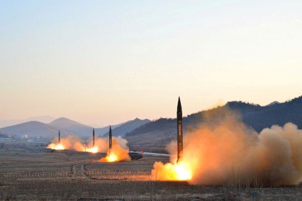 İranda növbəti çağırış: Nüvə silahının sınağını keçirməliyik!
