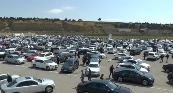 Avtomobil bazarındakı durğunluğun açıqlaması nədir?
