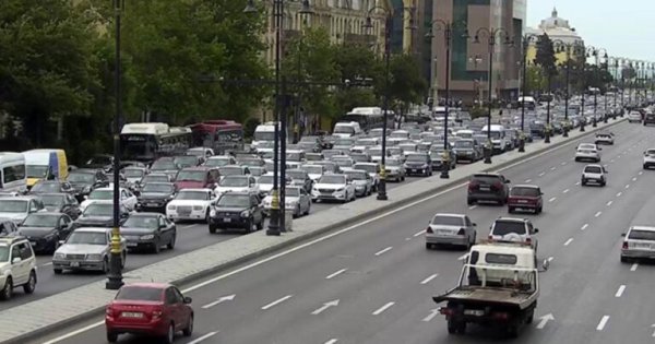 Bakının bu yollarında tıxac var - SİYAHI
