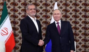 Putin Pezeşkianı Rusiyaya dəvət etdi