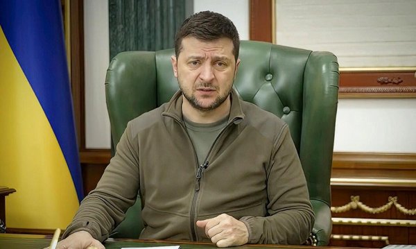 Zelenski Rusiya ilə danışıqları niyə qadağan etmişdi?