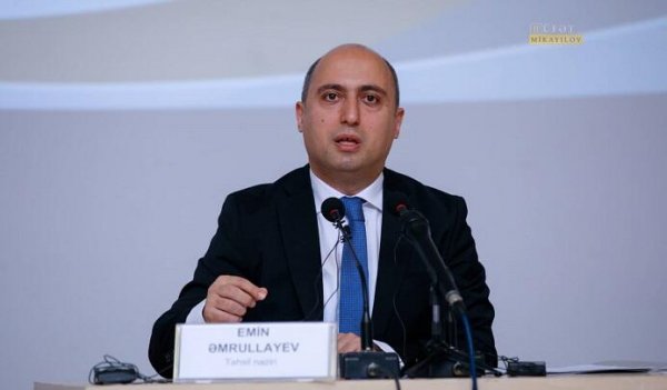 Qurumun adını "institut"dan dəyişib "universitet" edəndə…