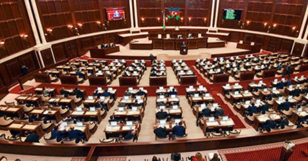 Milli Məclisin növbəti plenar iclasının gündəliyi AÇIQLANDI