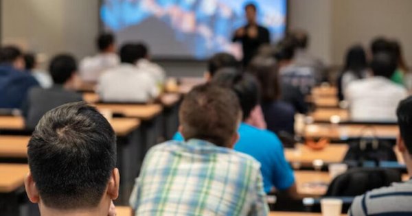 Azərbaycanda məşhur universitet ləğv olundu