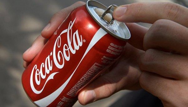 Tehranda “Koka-kola” satışına qadağa qoyuldu