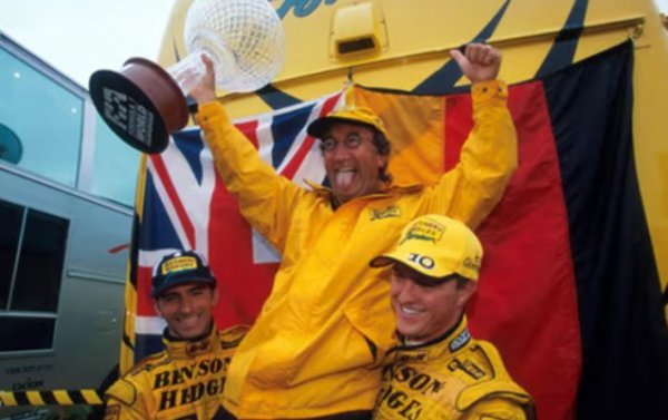 Formula 1 komandasının keçmiş sahibi vəfat etdi