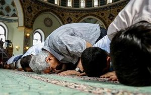 Ramazanın 18-ci günü: Dua, imsak və iftar vaxtı...