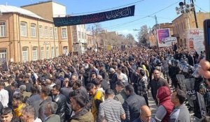 Yüzminlərlə azərbaycanlı ayağa qalxdı: Təbriz də başlasa…