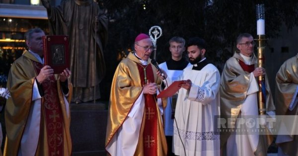 Azərbaycan katolikləri Pasxanı qeyd edirlər