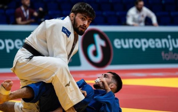 Daha bir cüdoçumuz bürünc medal qazana bilər